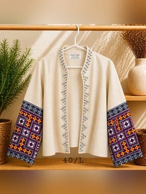 Hill Tribe Hemp Top, Thai Ethnic Embroidered Blouse / L=40